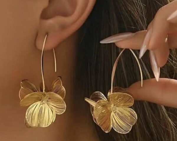Pendientes Flor Dorados